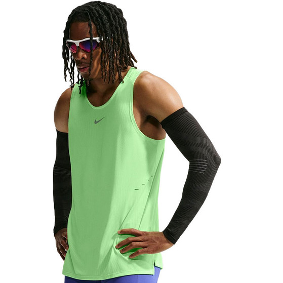 Nike AeroFit Stride Singlet Herren