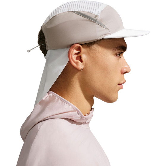 Nike Dri-FIT ADV Aerobill Cooling Pet