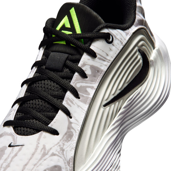 Nike Giannis Immortality 5