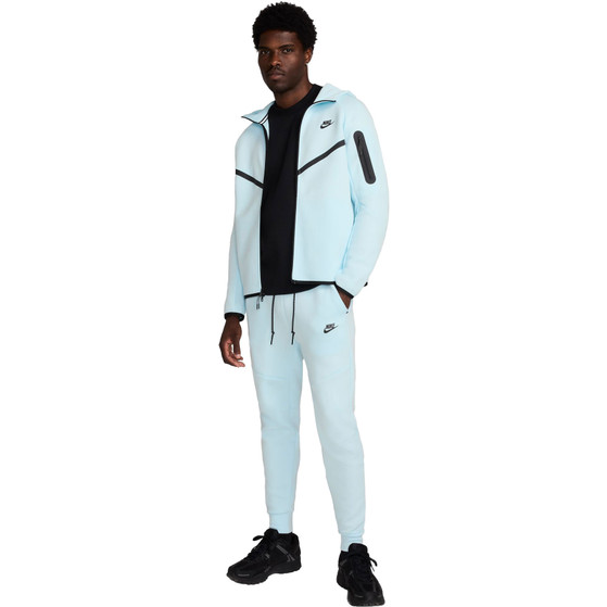 Nike Tech Fleece Trainingsanzug
