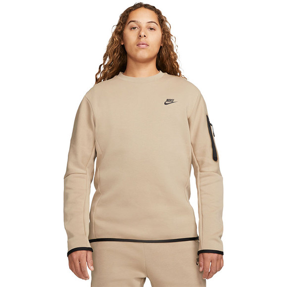 Tech fleece pocket