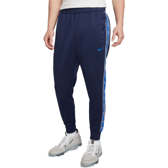 Verouderd diefstal Roest Nike Sportswear Repeat Jogger Pant - FootballDirect.com