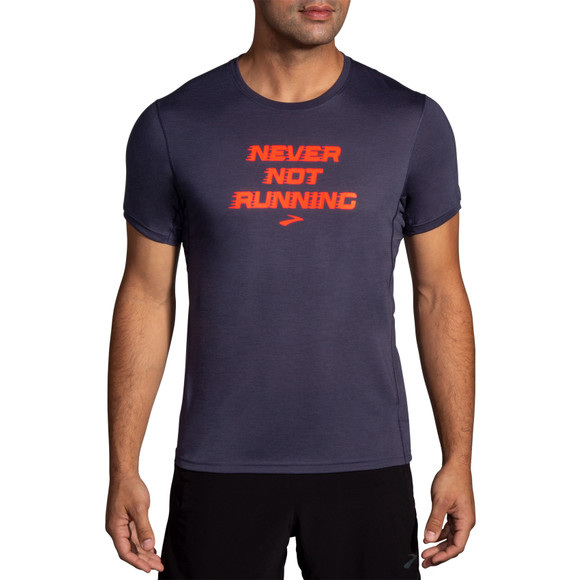 Brooks distance graphic tee best sale