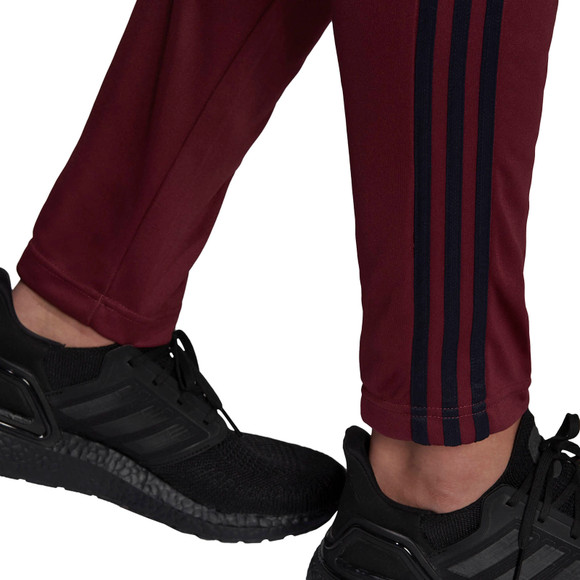 tapered tracksuit