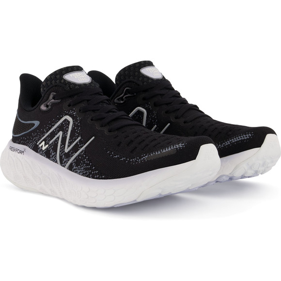New Balance 1080 v12 Narrow Women - RunningDirect.de
