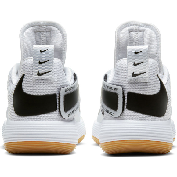 black nike react womens