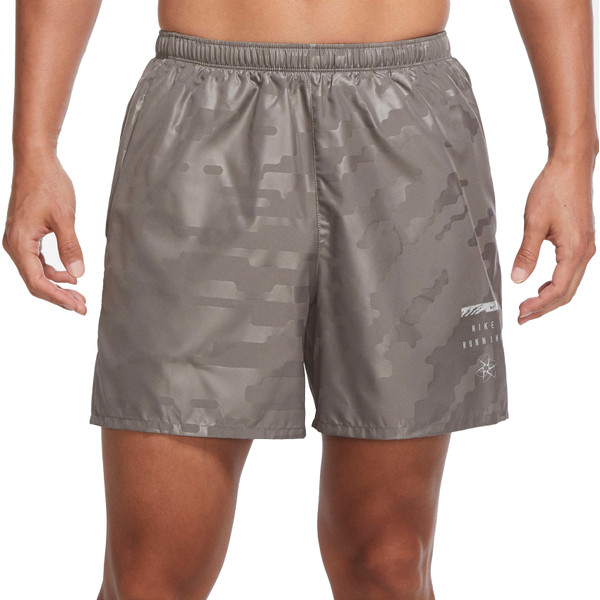Nike Run Div Challenger 5&apos;&apos; Short Men