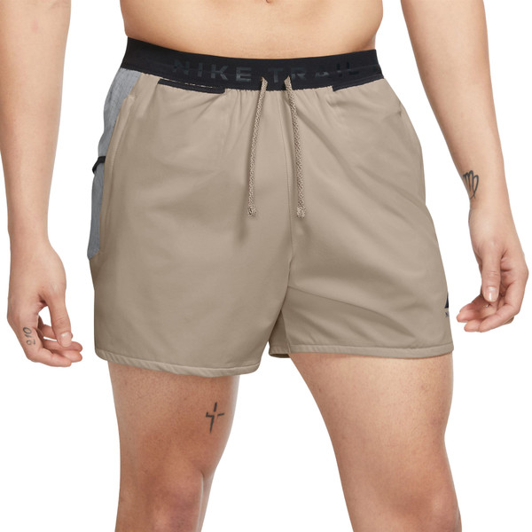 Nike Dri-FIT Trail Second Sunrise 5&apos;&apos; Short Heren afbeelding