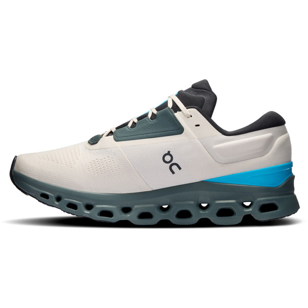 On Cloudstratus 3 Herr