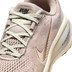 Nike Vomero 18 SE Women 8