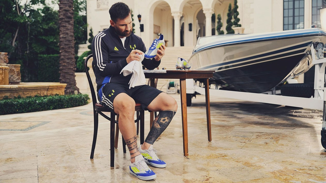 Messi onthult de nieuwe adidas La Vida Rápida 2025 voetbalschoenen