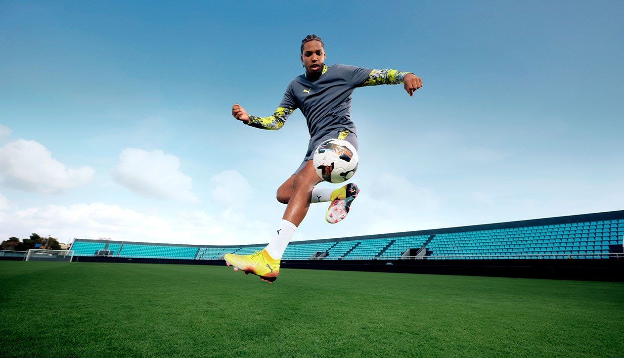 Ontdek de nieuwe PUMA Audacity: kleur, lef en innovatie gecombineerd