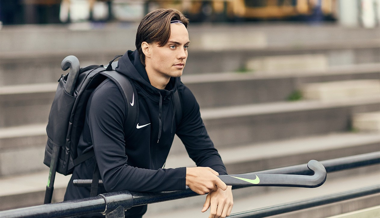 Nike verovert het hockeyveld: van sportschoenen tot sticks