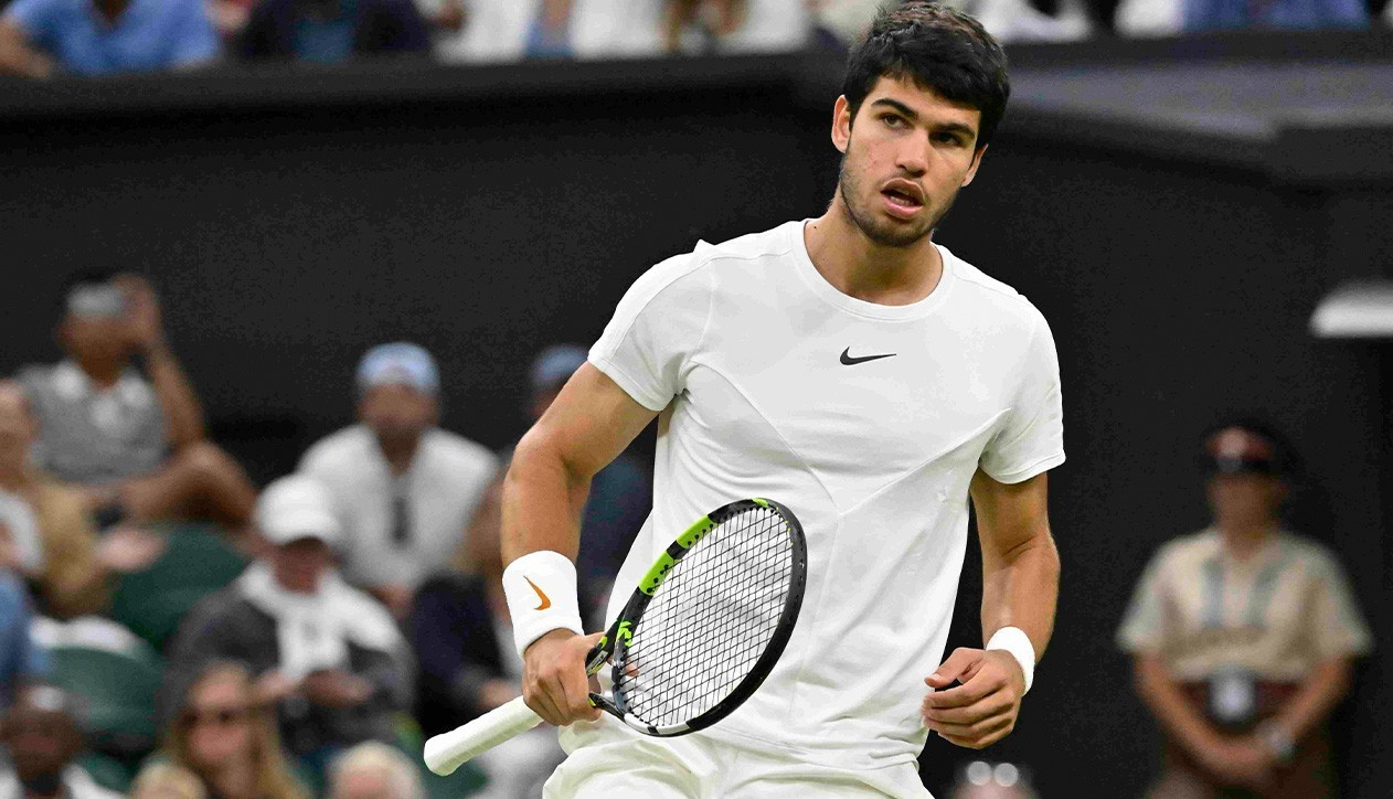 Het tennisracket van Carlos Alcaraz: kracht, spin en precisie in één