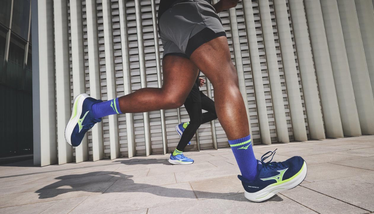 Lerne den Mizuno Wave Inspire 22 kennen