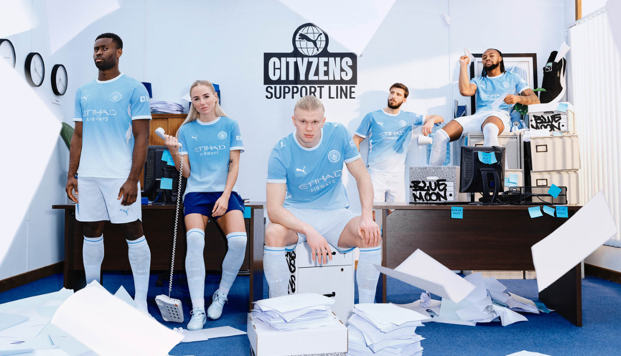 Manchester City thuistenue 2026/27: vernieuwend design met opvallende kleurverloop