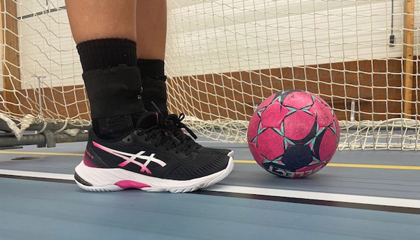 Getest: ASICS Netburner Ballistic FF 3