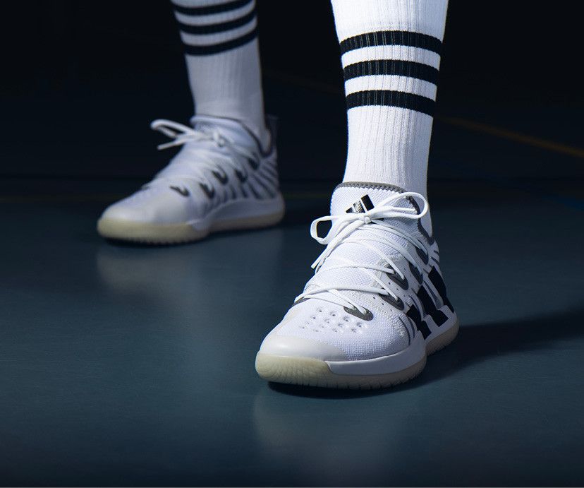 Handball shoes