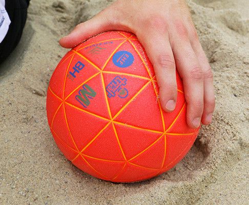 Beachhandboll