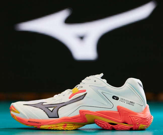 Mizuno Wave Lightning