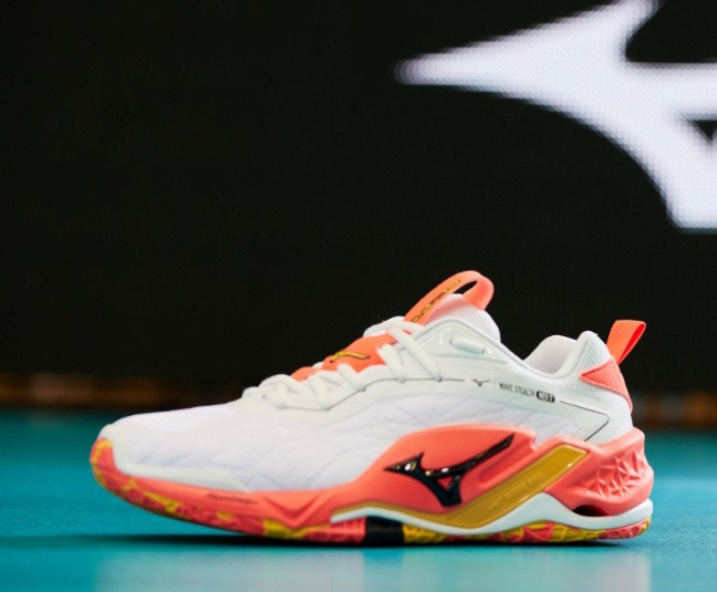 Mizuno Wave Stealth Neo