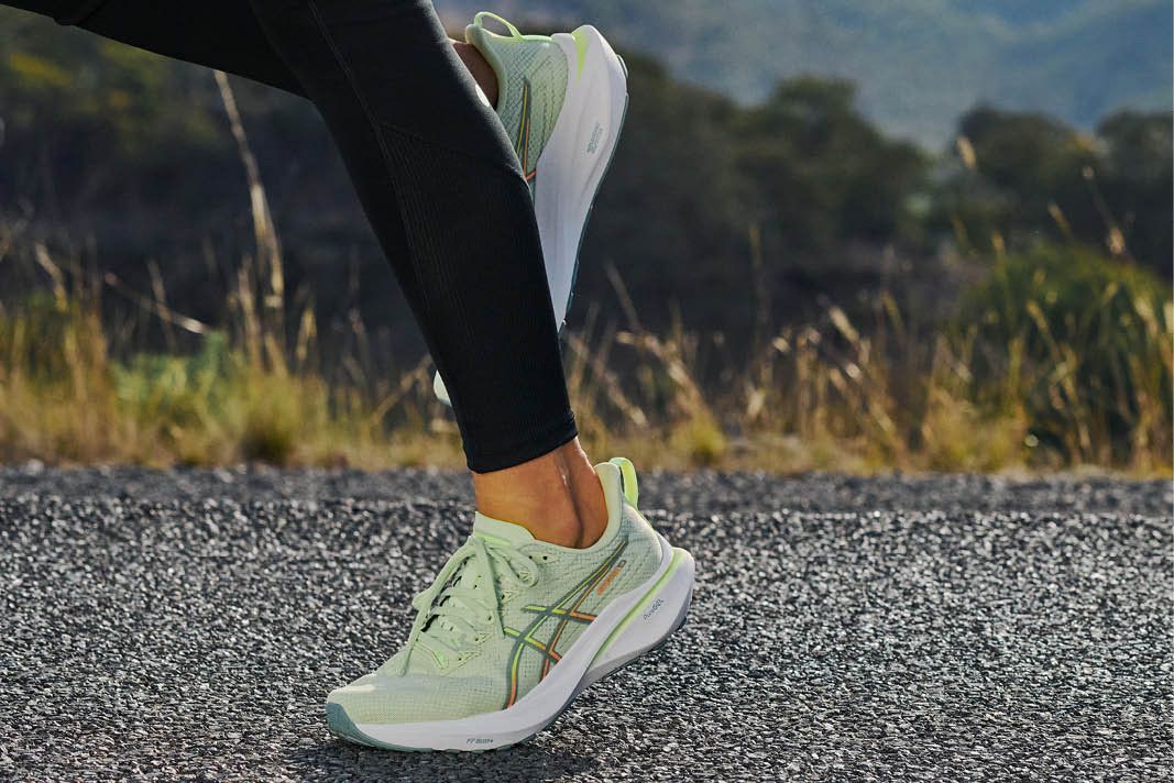 Asics hardloopschoenen dames overpronatie online