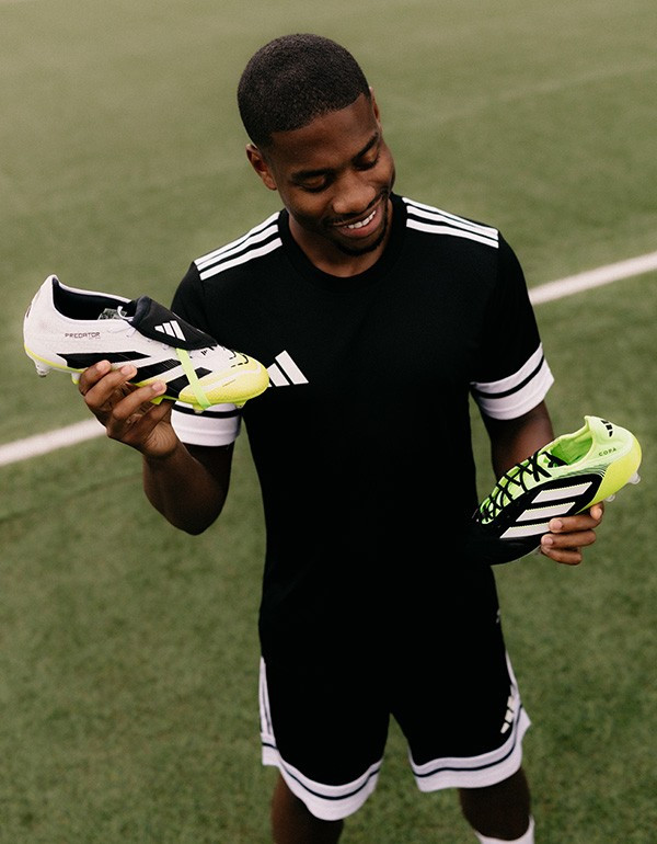 Football boots